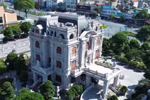 Chiêm ngưỡng dinh thự "view triệu đô" có 1-0-2 ở Hà Nam