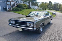 Chiếc Ford Torino Cobra R-Code 1969 này có gì mà bán tới 1,78 tỷ đồng