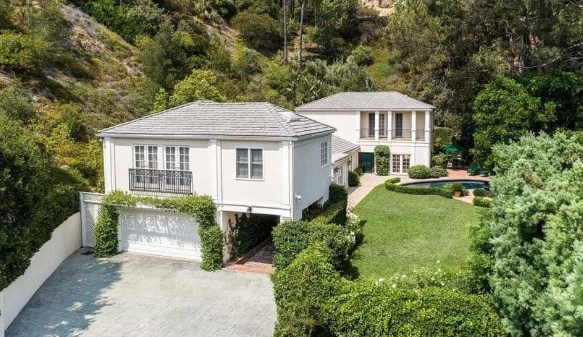 Bên trong biệt thự 7,7 triệu USD được Katy Perry rao bán