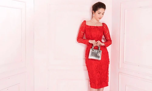 Ngọc Trinh chào tháng 2 với loạt ảnh diện đầm tươi trẻ