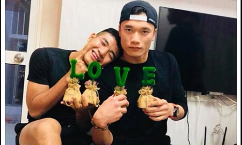 "Ảnh cưới" lãng mạn của cặp đôi Bùi Tiến Dũng và Đức Chinh