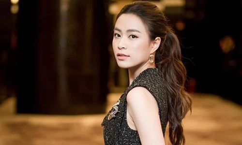 Ngất ngây nhan sắc ngày càng gợi cảm của Hoàng Thùy Linh