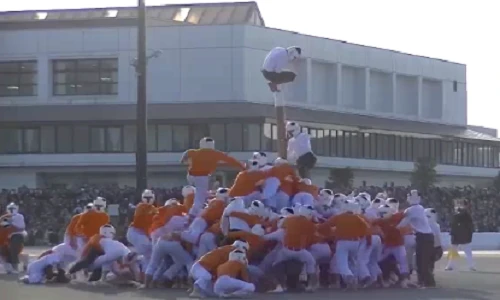 Video: Chết cười với môn thể thao "điên rồ" nhất quả đất