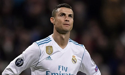 Video: Những siêu phẩm hụt khiến triệu fan tiếc “ngẩn ngơ“