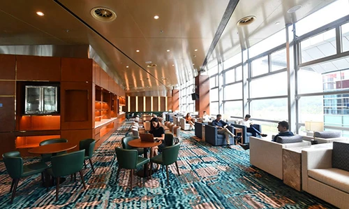 Phòng chờ sân bay Vân Đồn ngỡ là club resort 5 sao