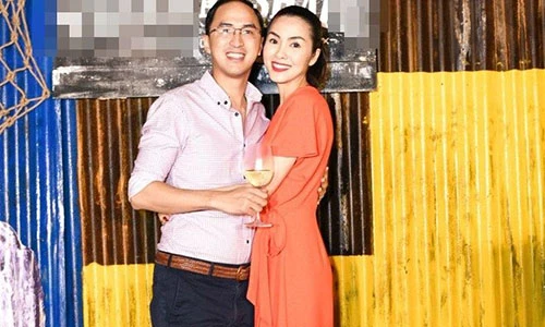 Louis Nguyễn tặng vợ yêu Tăng Thanh Hà quà sinh nhật gì?