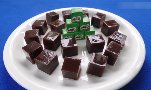 Video: Bí kíp làm thạch Milo nhân phô mai uống trà sữa