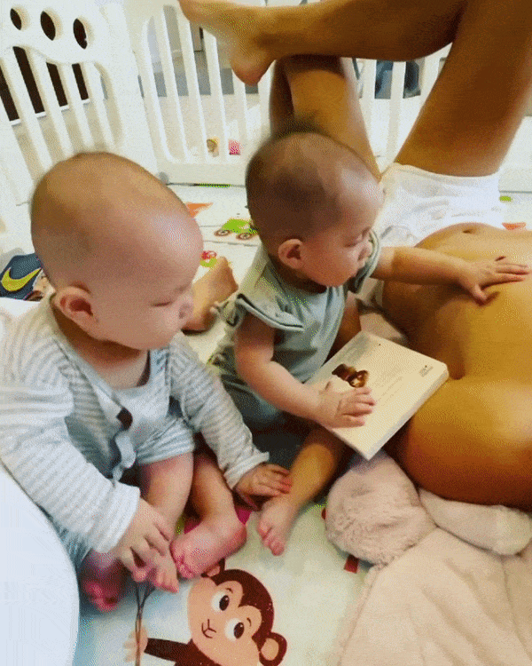 Cười ngất khoảnh khắc Lisa măm nhầm "vếu" ba Kim Lý - Hình 2 Cuoi ngat khoanh khac Lisa mam nham