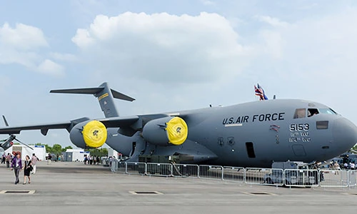 Video: Xem siêu máy bay Mỹ thả cả trăm lính dù đổ bộ mục tiêu