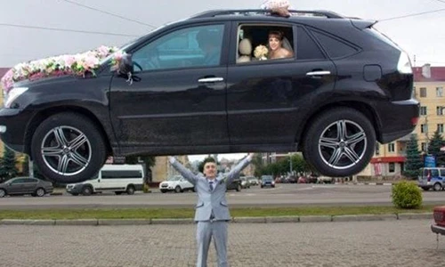 "Cười ra nước mắt" khi lên mạng nhờ chỉnh sửa ảnh cưới