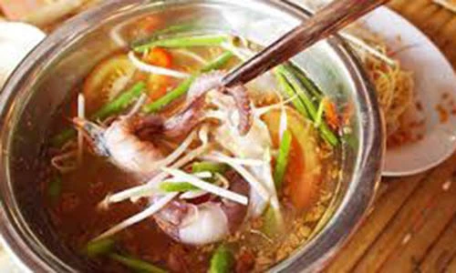 Video: Nhận biết nồi nước lẩu có hóa chất