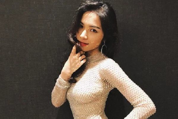 Vbiz đang diễn ra cuộc chiến phô diễn vòng eo con kiến