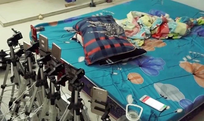 Video: Bên trong căn nhà nhóm người Trung Quốc thuê gái trẻ đóng clip sex