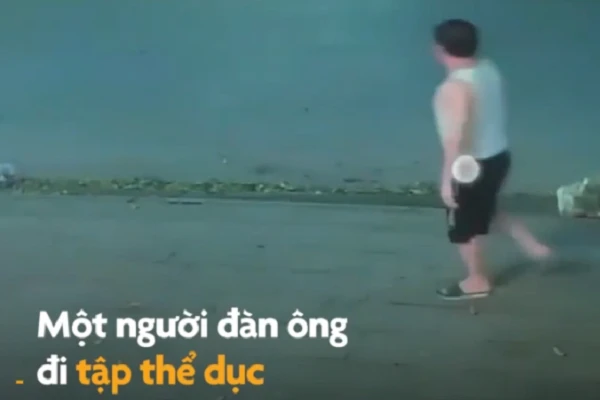 Video: Hai người đàn ông bẻ gãy cột biển báo rồi mang đi