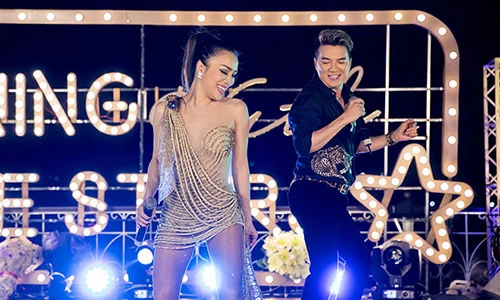 Đàm Vĩnh Hưng - Hồng Ngọc hát giữa sông Sài Gòn