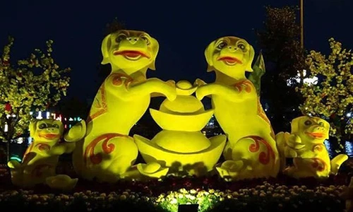 1001 kiểu tạo hình linh vật đón năm mới hài hước 