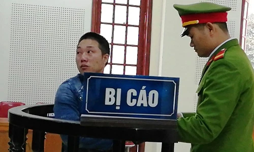 Video: Thanh niên lãnh án tử ôm vợ bầu khóc nức nở