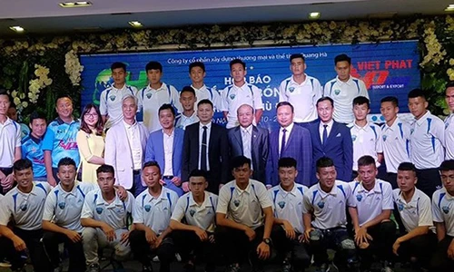 Video: Cặp đôi vàng của bóng đá Việt bất ngờ tái hợp, trình làng CLB "kiểu Nhật"