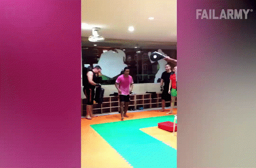 Cái kết thảm họa của các thanh niên yếu còn thích ra gió - Hình 4 Cai ket tham hoa cua cac thanh nien yeu con thich ra gio-Hinh-4