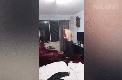 Cái kết thảm họa của các thanh niên yếu còn thích ra gió - Hình 5 Cai ket tham hoa cua cac thanh nien yeu con thich ra gio-Hinh-5