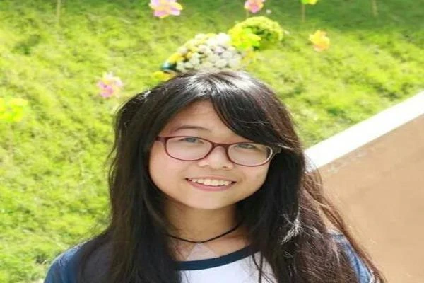 Dân mạng "soi" ảnh quá khứ của thí sinh Rap Việt