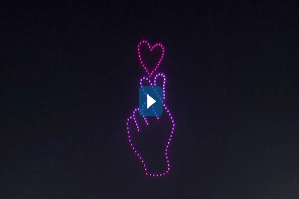 Video: Hàng trăm drone thắp sáng bầu trời đêm ở Hàn Quốc