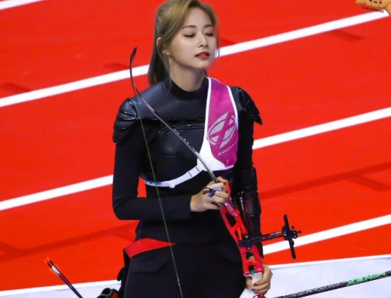 Nữ ca sĩ bị nhầm là cung thủ dự Olympic Tokyo