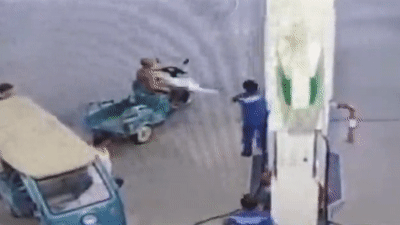 Video: Coi thường mạng sống hút thuốc ở trạm xăng để rồi nhận kết đắng