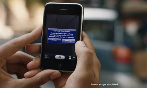 Video: Samsung tung chiêu trò “đá đểu” iPhone lạc hậu