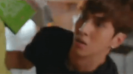 Bình An nhận 8 cái tát từ người yêu Phương Nga trong "11 tháng 5 ngày" Binh An nhan 8 cai tat tu nguoi yeu Phuong Nga trong