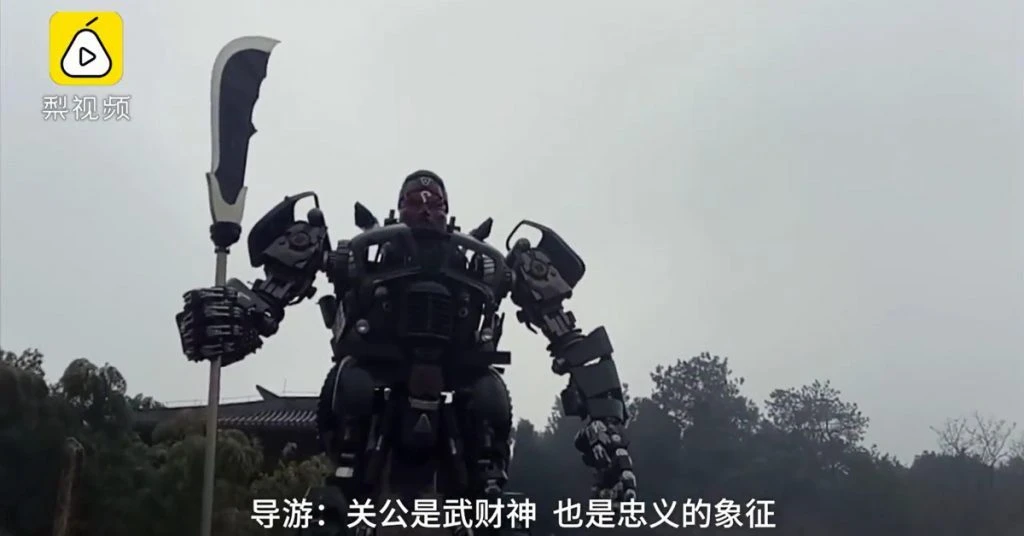 Video: Bức tượng Quan Vũ kỳ lạ chưa từng thấy ở Trung Quốc