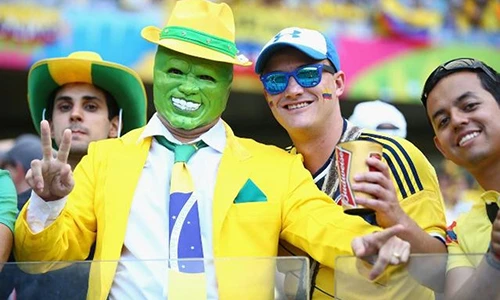 Video: Những cổ động viên bóng đá bá đạo nhất thế giới