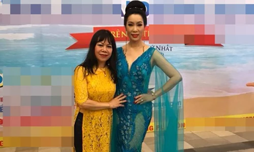 Hạnh phúc giản đơn của chị gái Trịnh Kim Chi bên chồng Tây