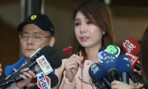 Hai mỹ nữ nói dối Vbiz thay đổi thế nào sau scandal vạ miệng