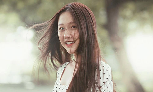 Chân dung em gái út xinh đẹp của MC Trấn Thành sắp gia nhập showbiz