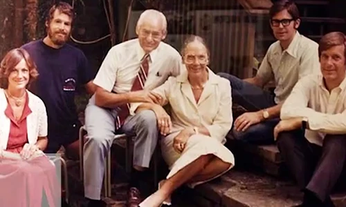 Video: Gia đình giàu nhất nước Mỹ có tài sản lớn như thế nào?