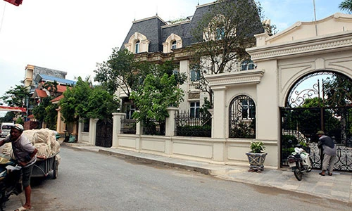 Cận cảnh ngôi làng có hơn 100 tỷ phú ở Thái Bình