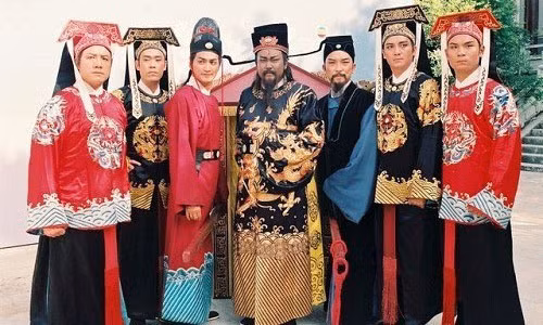 Dàn sao "Bao Thanh Thiên" sau 25 năm: Người bệnh tật, kẻ bị tố cưỡng hiếp