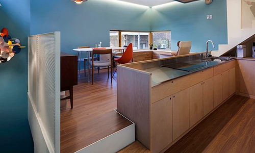 Căn nhà đơn giản nổi bật giữa không gian phố cổ Seoul