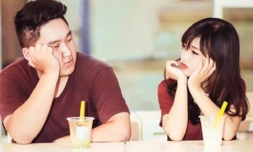 Video: Điều thú vị khi yêu một chàng trai bụng bự