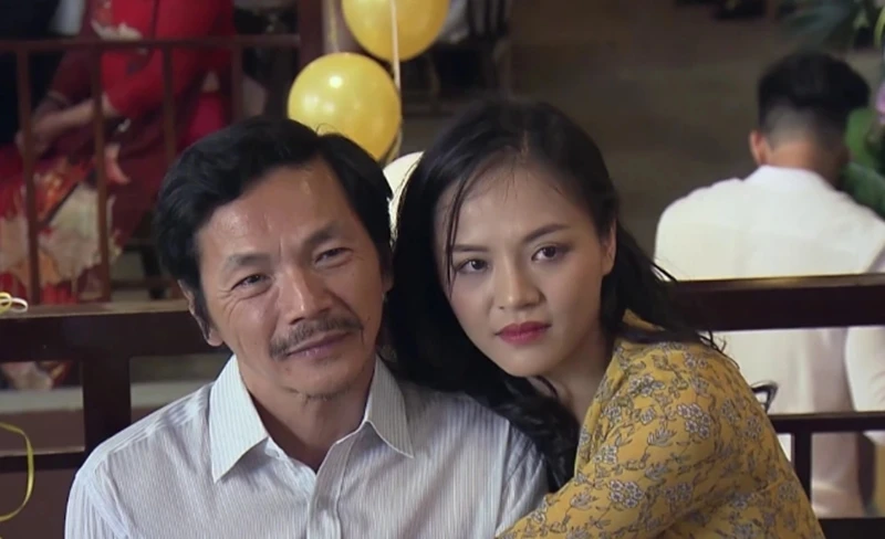 Video Về nhà đi con tập 79: Mẹ Giang trách móc Thư, Huệ khước từ Quốc