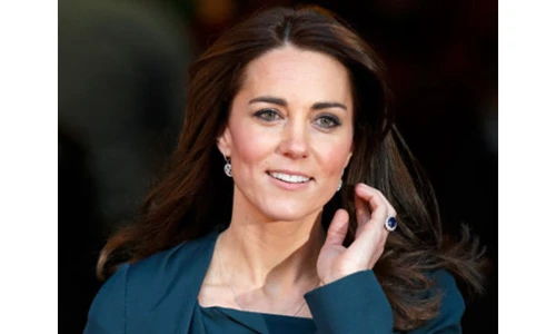 Những chiếc nhẫn đính hôn đắt đỏ nhất của các sao thế giới