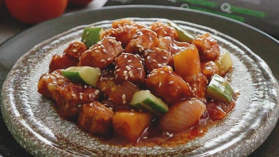 Video: Bổ sung thực đơn chay với đậu giả thịt sốt chua ngọt