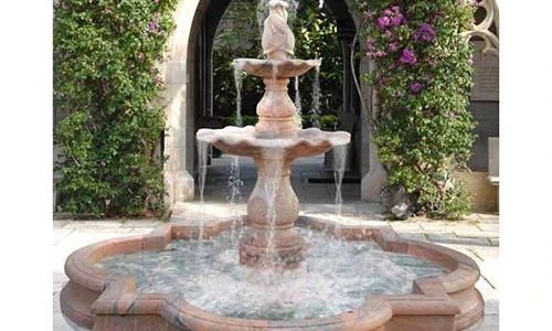 Tự chế đài phun nước cho ngôi nhà đẹp như "chốn thần tiên"