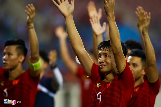 Video: Bùi Tiến Dũng 2 lần cứu thua giúp Việt Nam giữ sạch lưới