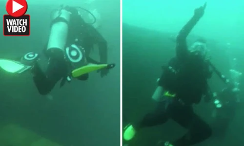 Video: Khám phá xác tàu dưới biển sâu, hoảng hồn với điều nhìn thấy