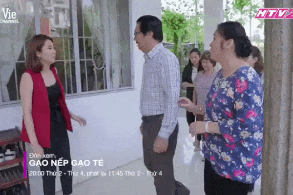 Quỳnh Kool và Thúy Ngân tranh chức 'diễn viên bị tát nhiều nhất" - Hình 9 Quynh Kool va Thuy Ngan tranh chuc 'dien vien bi tat nhieu nhat