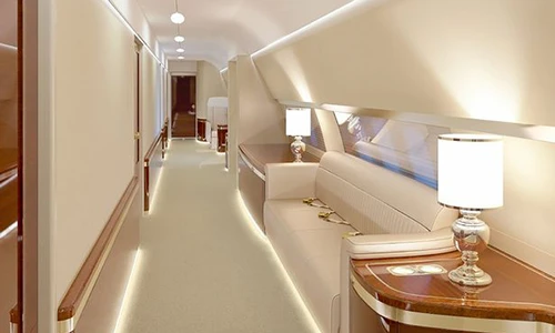 Video: Nội thất xa xỉ “lóa mắt” trên chuyên cơ “Kremlin bay” của ông Putin