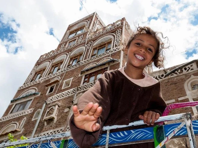 Video: Đất nước quên sạch ngày sinh, người dân không màng tiền bạc