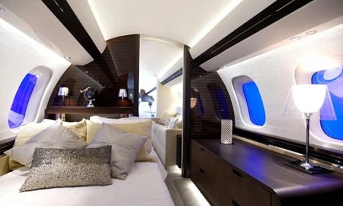 "Soi" chiếc máy bay đắt nhất thế giới trị giá 176 tỷ đồng